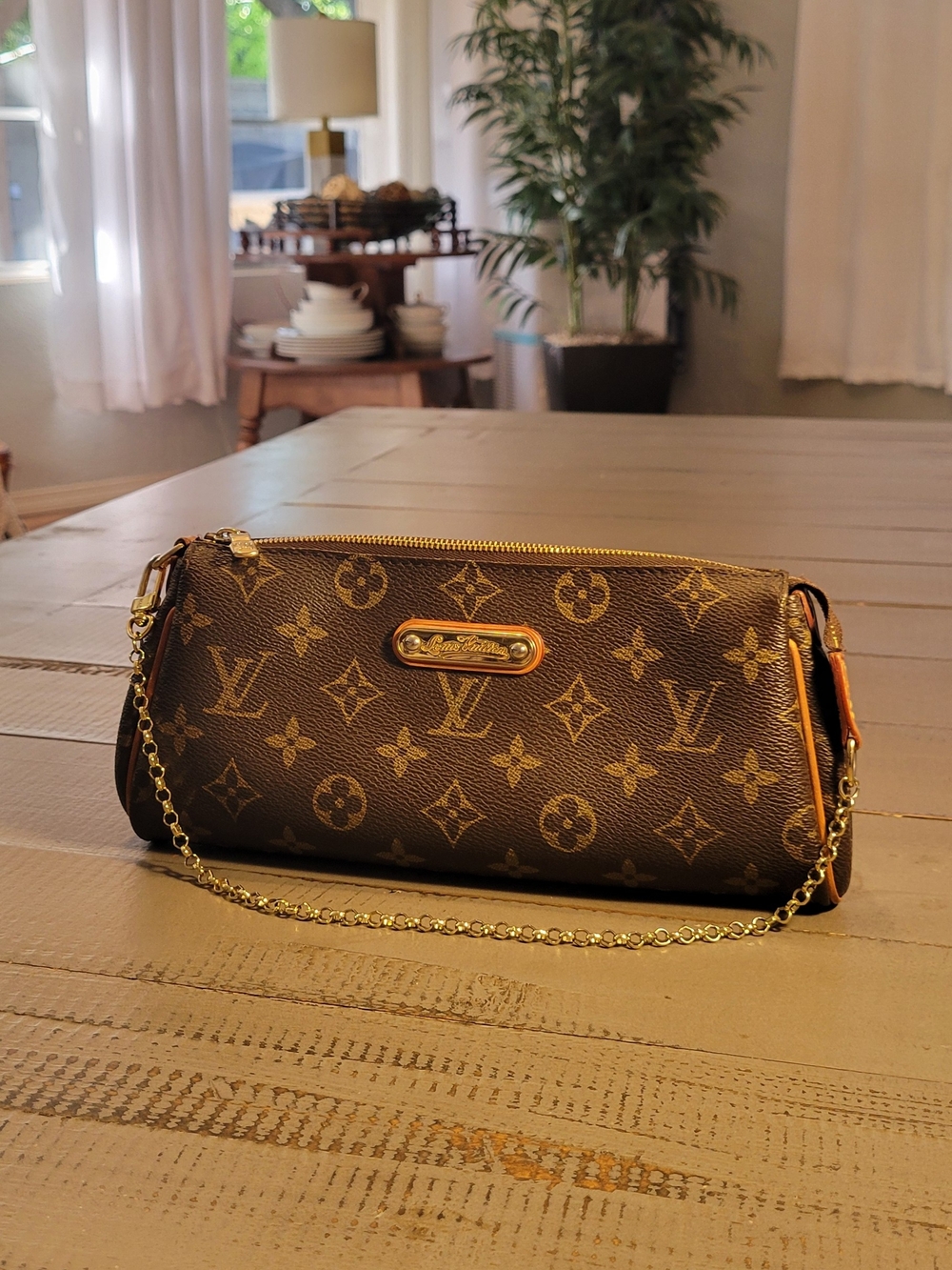 Louis Vuitton Brown Monogram Canvas Chain Clutch